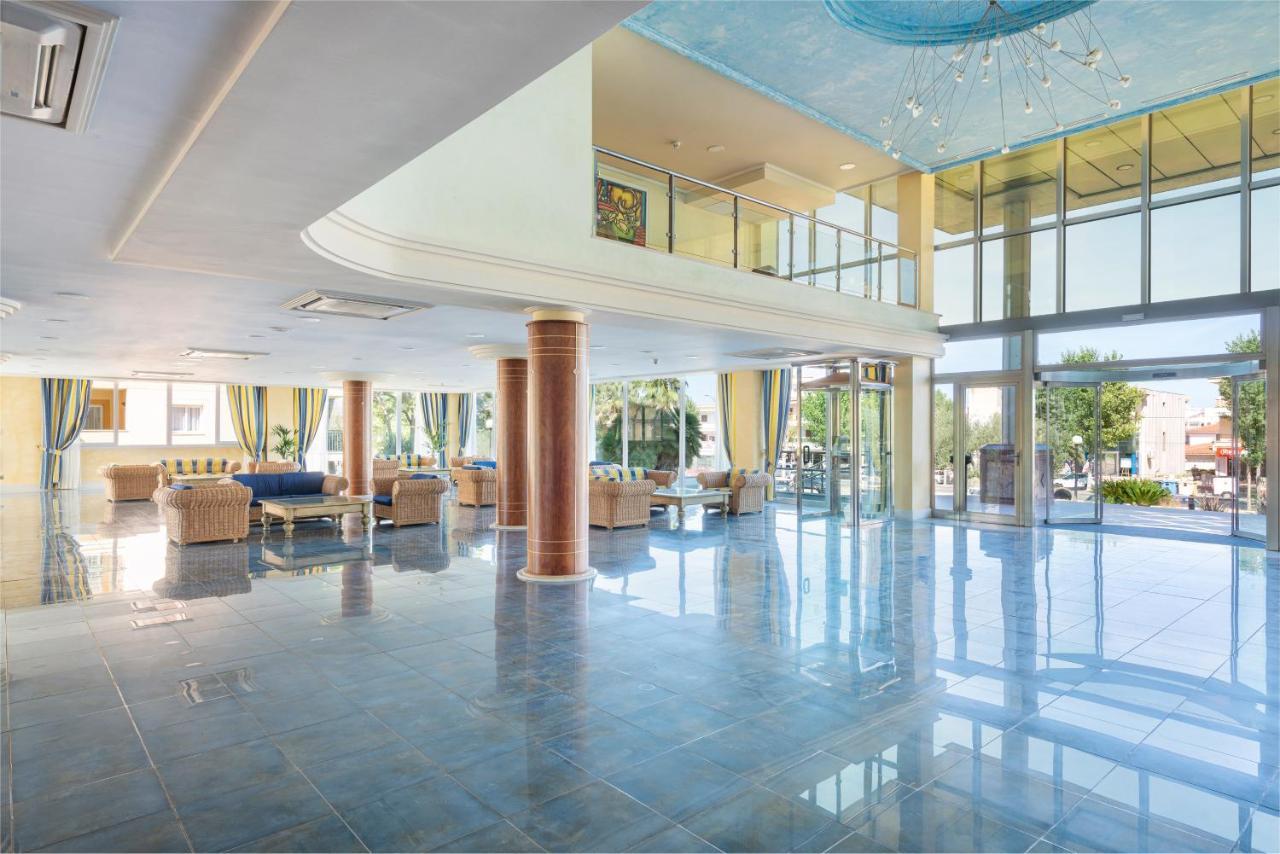 Can Picafort Palace Екстериор снимка