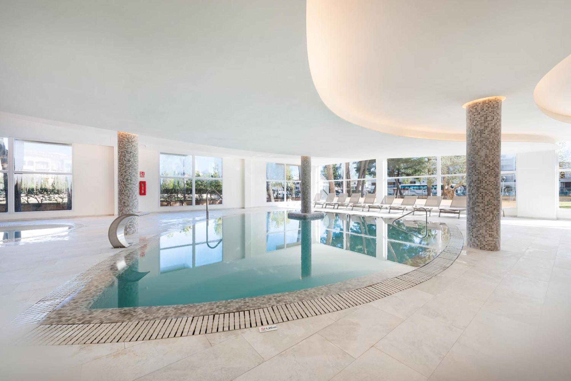 Can Picafort Palace Екстериор снимка